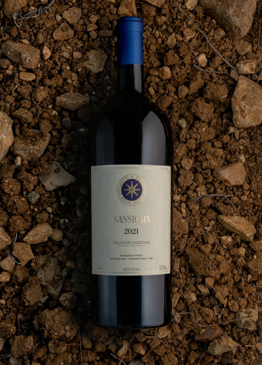 Sassicaia 2021: Monica Larner assegna 100 punti per Robert Parker